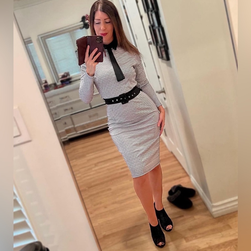 Cute business style dress!